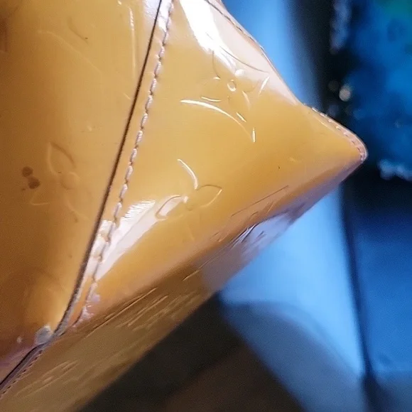 Louis Vuitton VERNIS Mustard Patent Leather Tote with Brown Handles - Picture 9 of 13